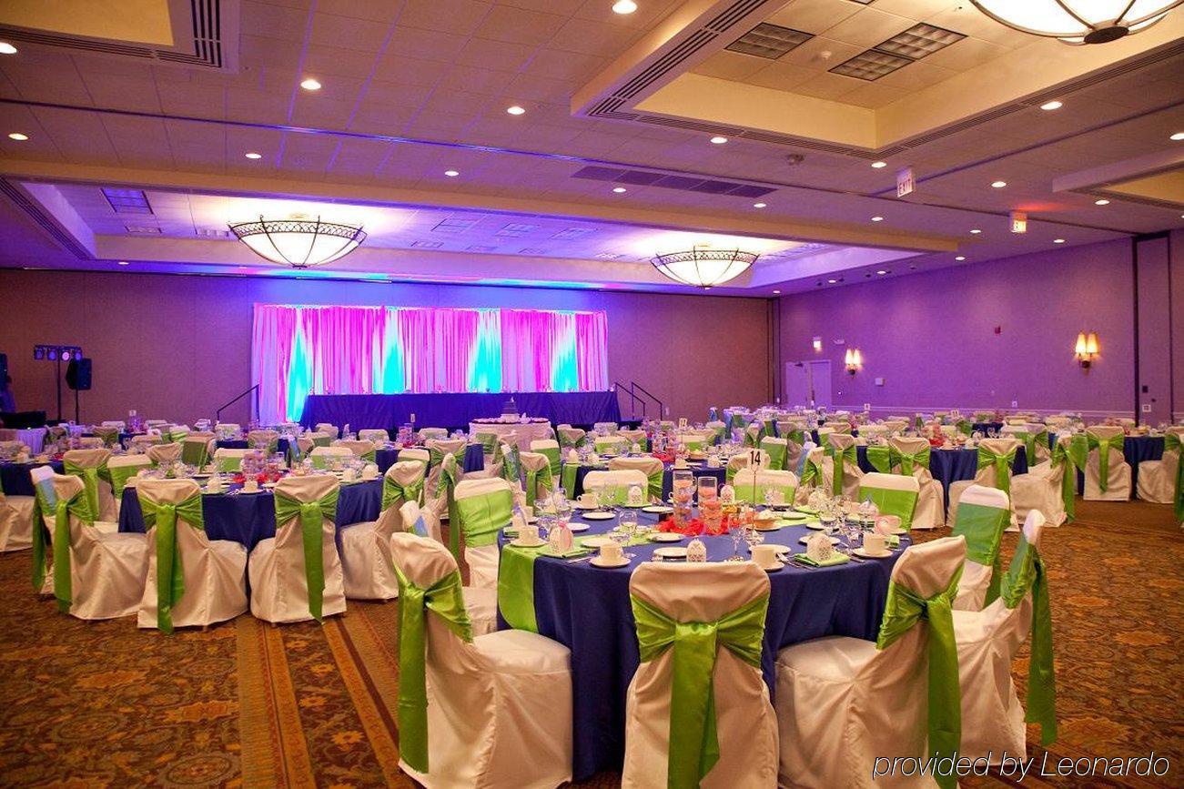 Holiday Inn Chicago Nw Crystal Lk Conv Ctr By Ihg Crystal Lake Exterior foto